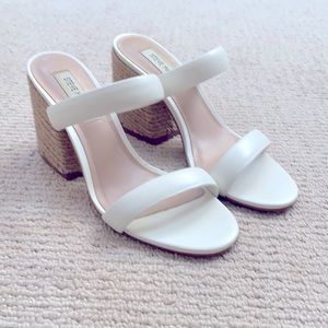 Steve Madden Women’s Marcella Heeled Sandal.